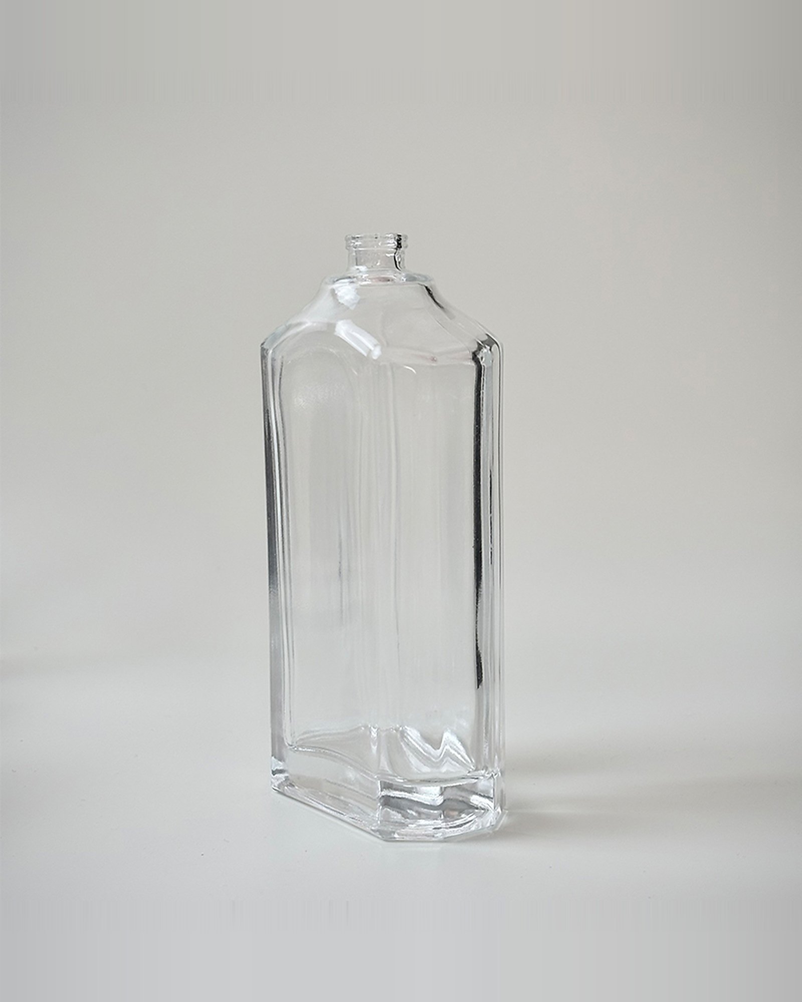 50ml 100ml Clear Rectangular Perfume Glass Bottle with Sloped Shoulders | GP057 - Image 3